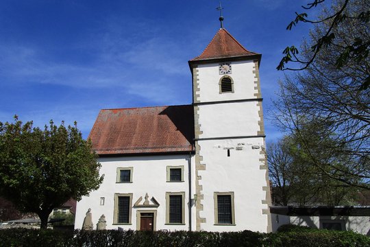 Evangelische Jakobus Kirche im Ortsteil Schainbach - Außenansicht